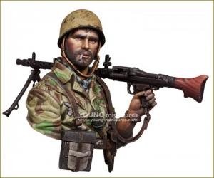 Young Miniatures WWII GERMAN PARATROOPERS