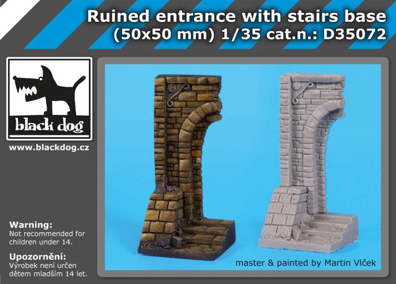 Black Dog Ruined Entrance With Stairs Base (50x50mm)