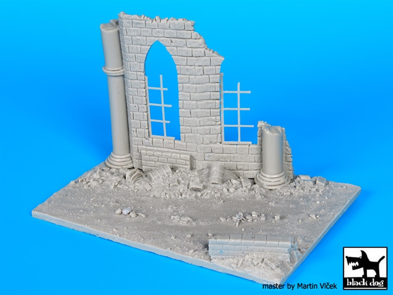 Black Dog Cathedral ruin base (150x100 mm)