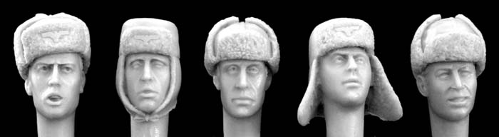 Hornet Models 5 Heads wearing German WWII Cold weather caps