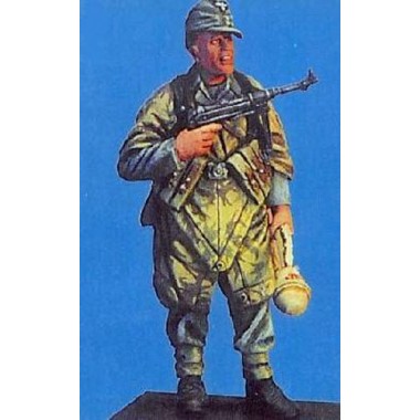 Nemrod German WW2 soldier w tent-poncho