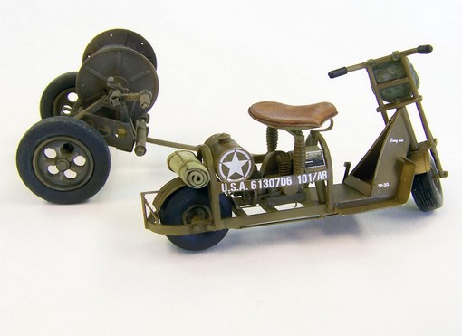Plus Model U.S. Airborne scooter with reel