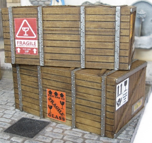 Reality in Scale Large Shipping Crates - 2pcs. & decals