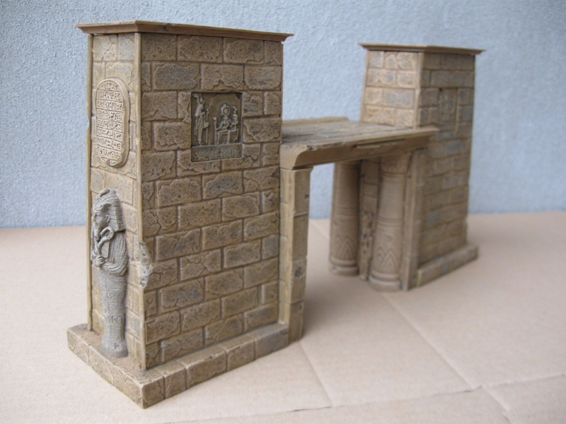 Reality in Scale Large Egyptian Gate - Color Casted - 13 resin pcs. casted in appropriate co